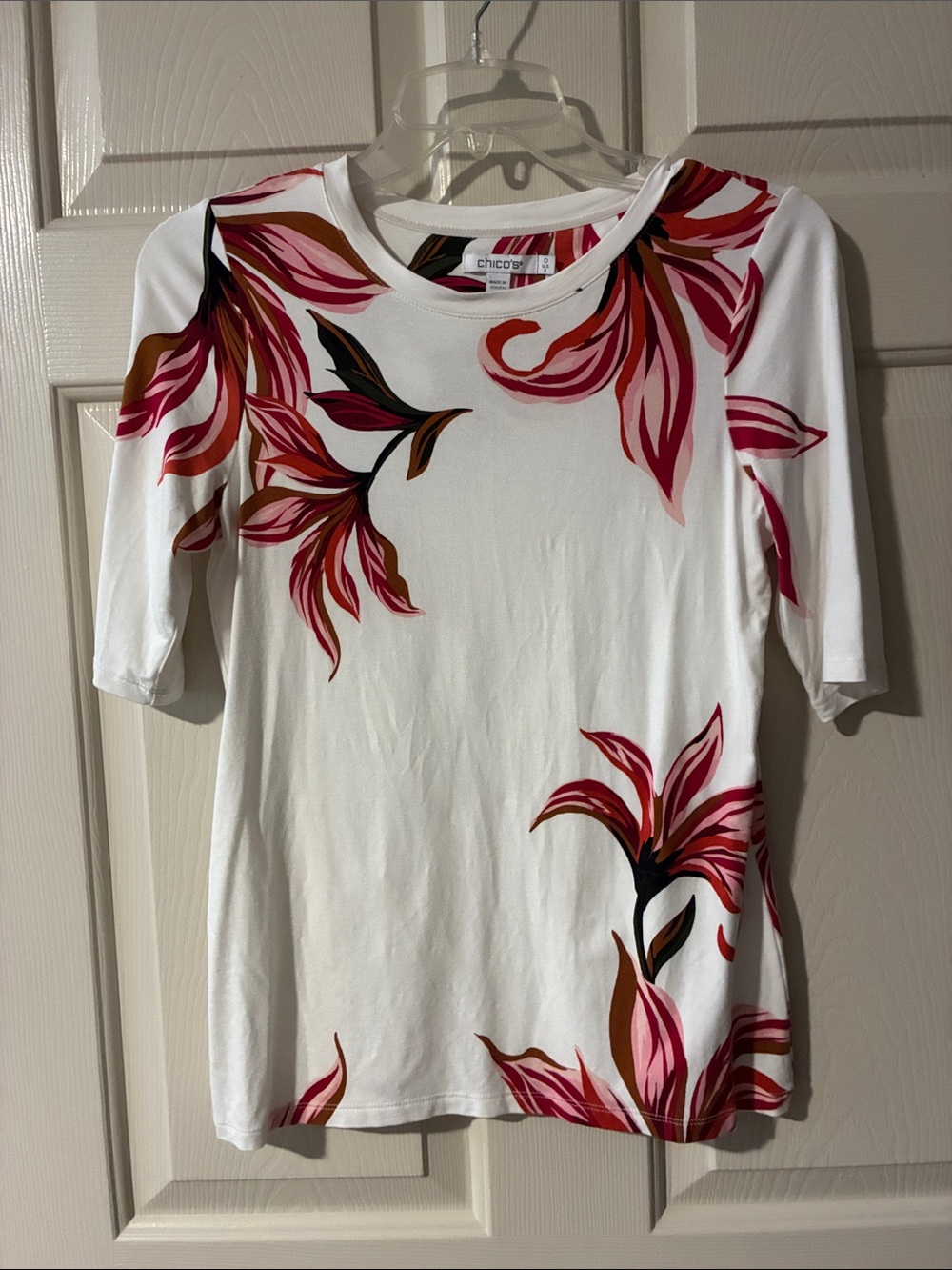 Chico's White Elbow Length Sleeve Tee with Pink & Brown Floral Print
